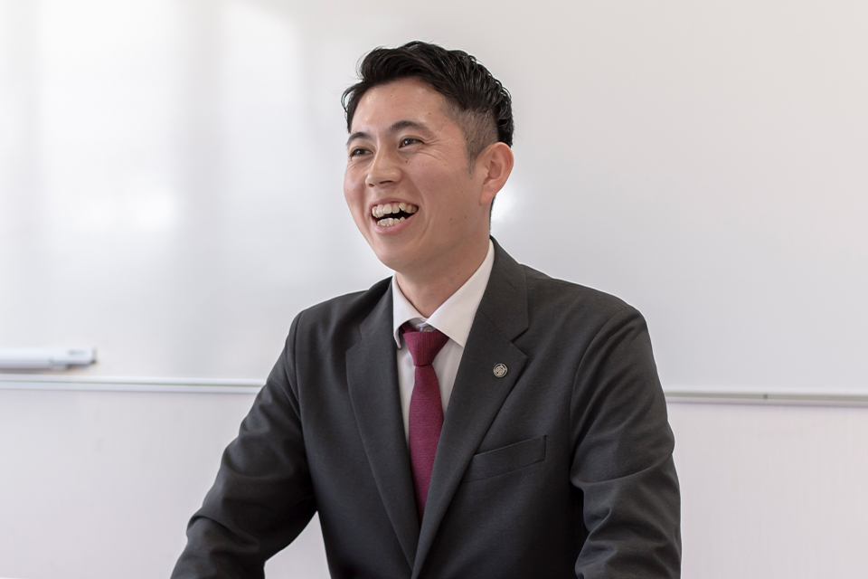 商社は“人間性”を買ってもらう仕事。努力を続けお客様に貢献していく！